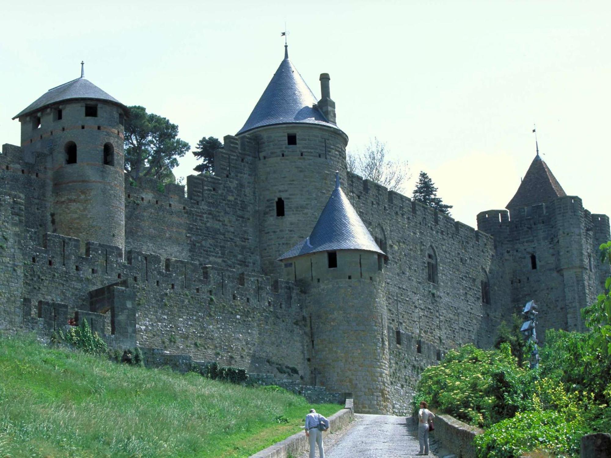 Bel Appartement Mansarde Carcassonne Bagian luar foto