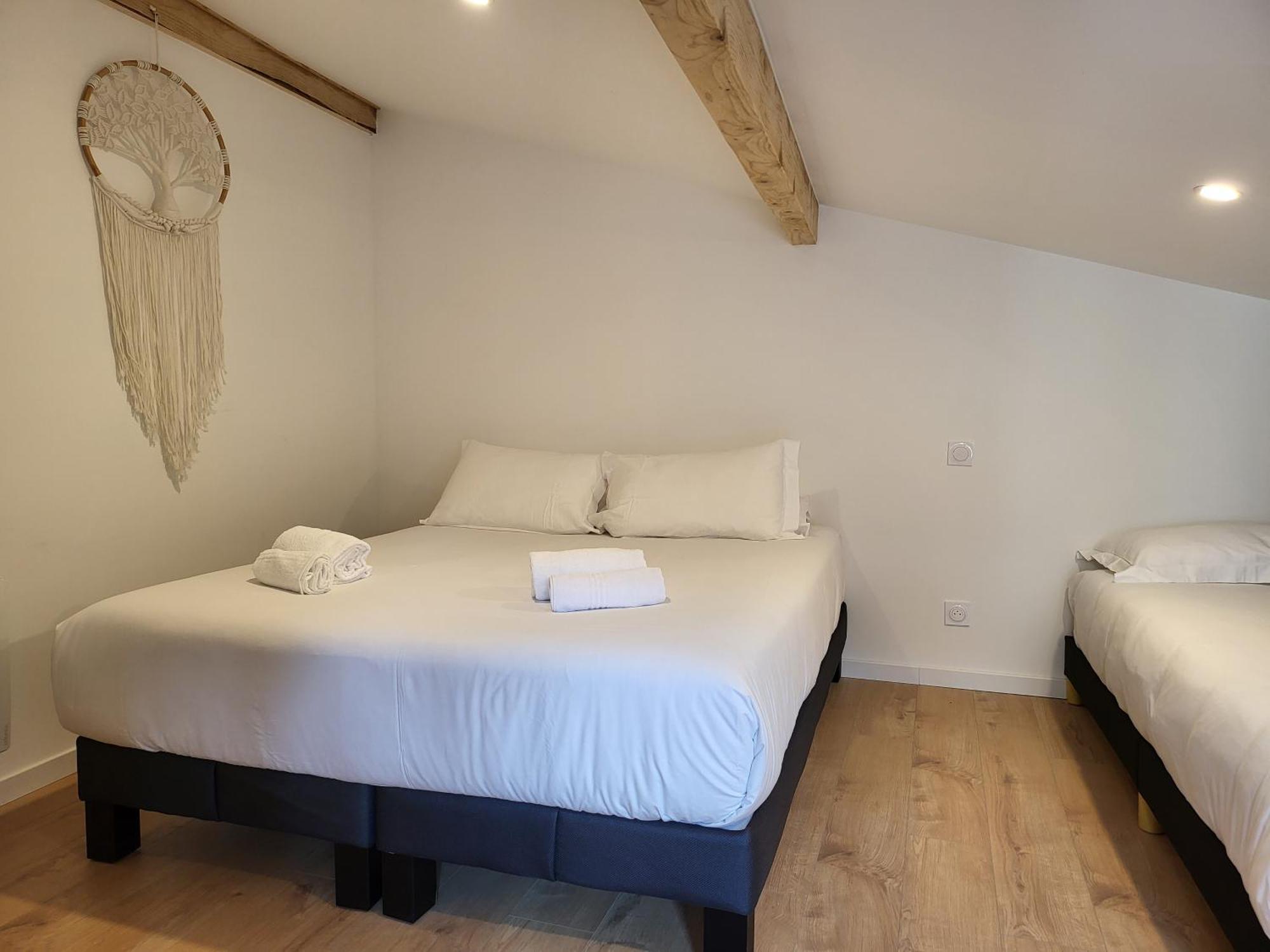 Bel Appartement Mansarde Carcassonne Bagian luar foto